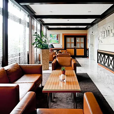 Plaza Kongresshotel Europe