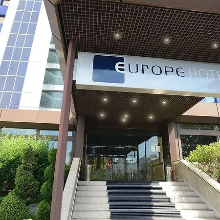 Plaza Kongresshotel Europe 4*