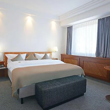 Plaza Kongresshotel Europe