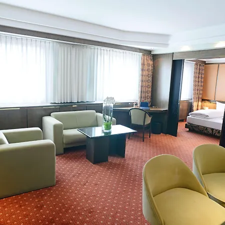 Otel Plaza Kongresshotel Europe