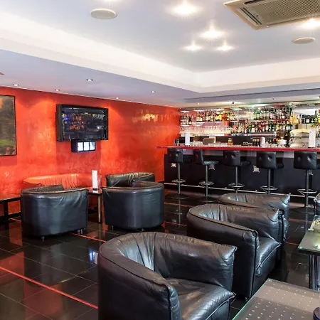 Plaza Kongresshotel Europe 4*