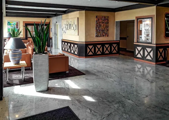 Plaza Kongresshotel Europe ホテル