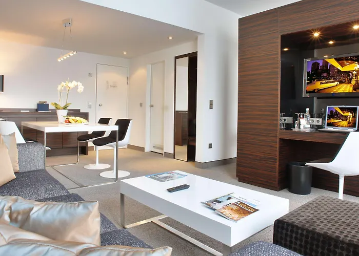 ホテル Plaza Kongresshotel Europe 4*