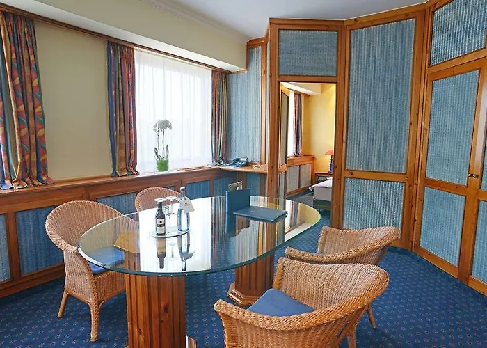 ホテル Plaza Kongresshotel Europe