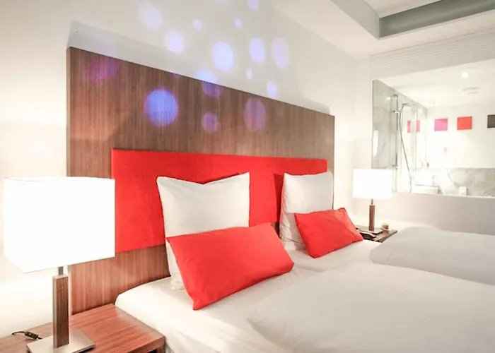 ホテル Plaza Kongresshotel Europe 4*