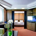 Plaza Kongresshotel Europe 4*