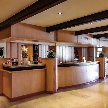 Отель Plaza Kongresshotel Europe