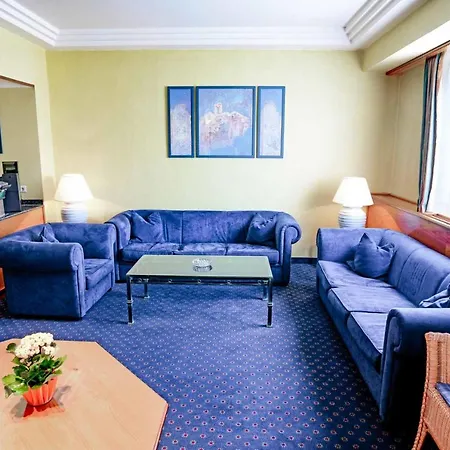 Plaza Kongresshotel Europe 4* Штутгарт
