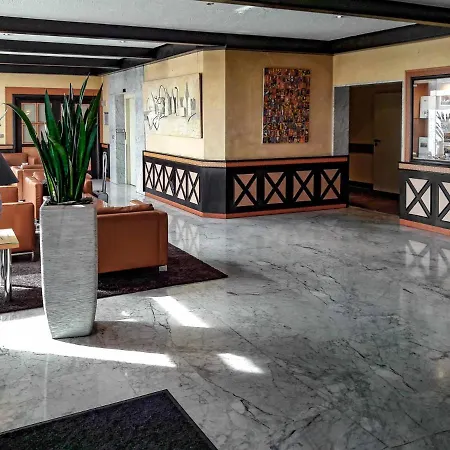 Plaza Kongresshotel Europe Отель