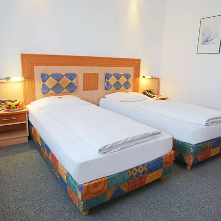 Plaza Kongresshotel Europe Отель Штутгарт