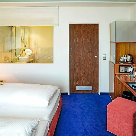 Отель Plaza Kongresshotel Europe